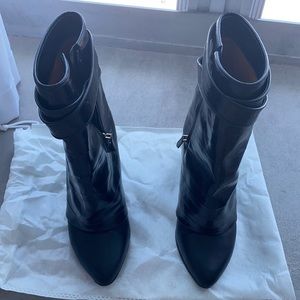 Iconic GIVENCHY boots